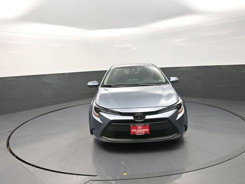 Used 2024 Toyota Corolla LE FWD image 32