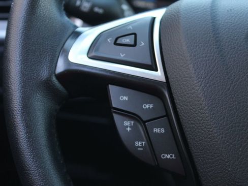 Used 2024 Ford Edge SEL AWD/4WD image 33