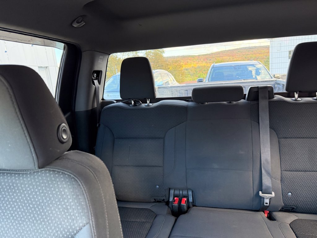 Used 2021 Chevrolet Silverado 1500 Custom AWD/4WD image 19