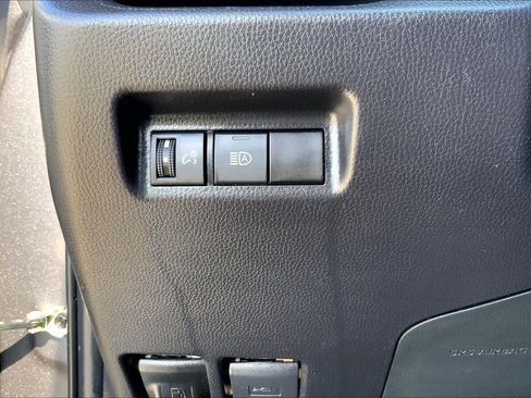Used 2024 Toyota RAV4 LE FWD image 33