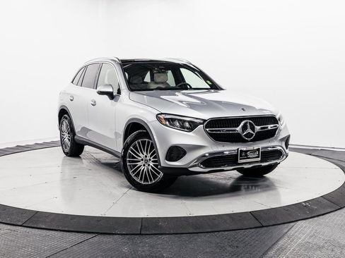 Certified 2026 Mercedes-Benz GLC 300 4MATIC image 1