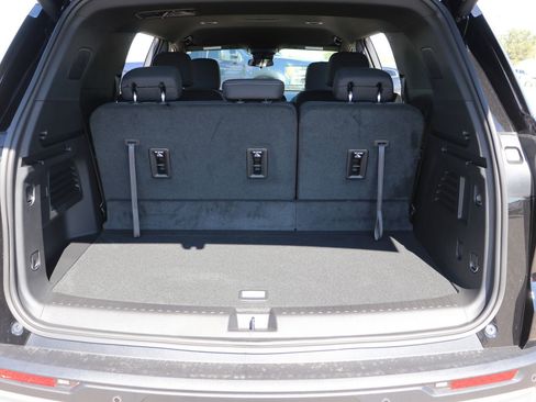 New 2026 Chevrolet Traverse LT image 28