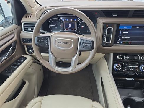 Certified 2021 GMC Yukon Denali w/ LPO, Illumination Package image 12