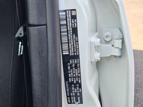 Used 2017 Jeep Renegade Sport w/ Power & Air Group image 36