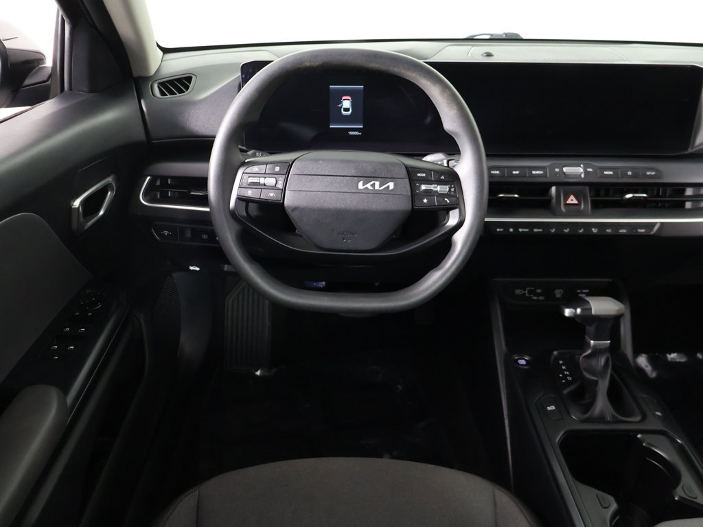 Used 2025 Kia K4 FWD image 31