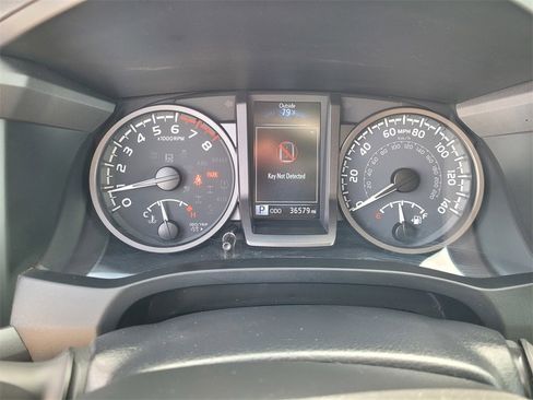 Used 2023 Toyota Tacoma TRD Off-Road image 24