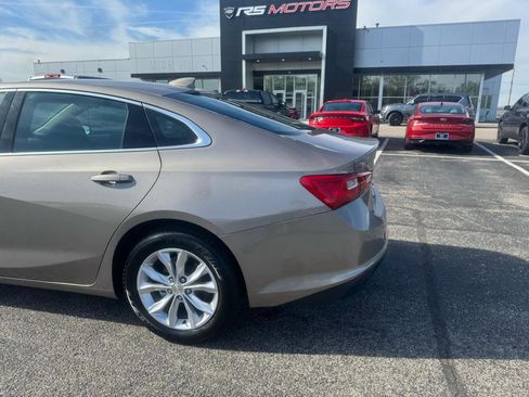 Used 2023 Chevrolet Malibu LT w/ Driver Confidence Package FWD image 9