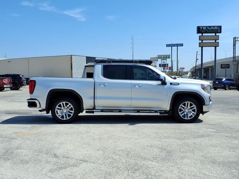 Used 2020 GMC Sierra 1500 SLT RWD image 7