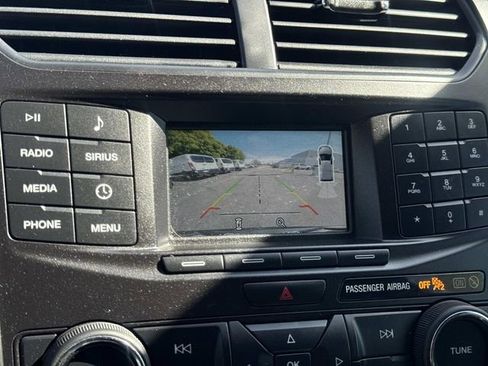 Certified 2019 Ford Explorer XLT image 12