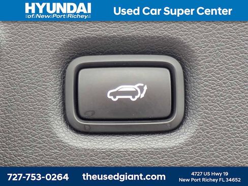 Used 2023 Hyundai Santa Fe Calligraphy image 13