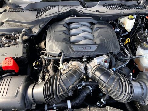 Used 2024 Ford Mustang GT Premium RWD image 32