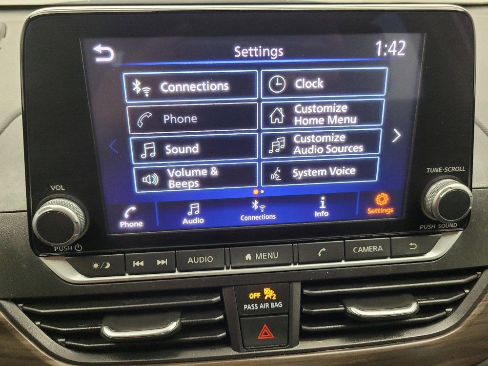 Used 2023 Nissan Altima 2.5 SV FWD image 25