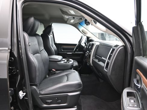 Used 2018 RAM 2500 Laramie w/ Off Road Package AWD/4WD image 13