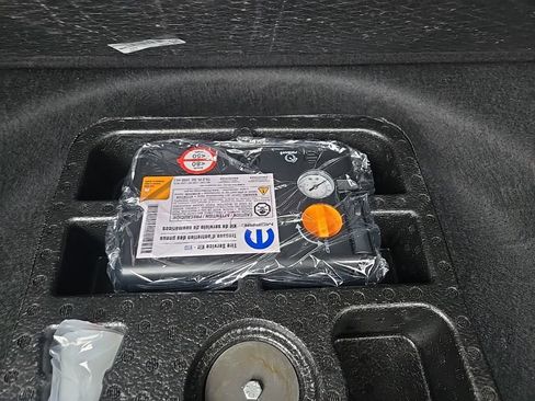 New 2026 Jeep Compass Latitude image 94