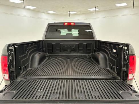Used 2024 RAM 1500 Classic SLT AWD/4WD image 17