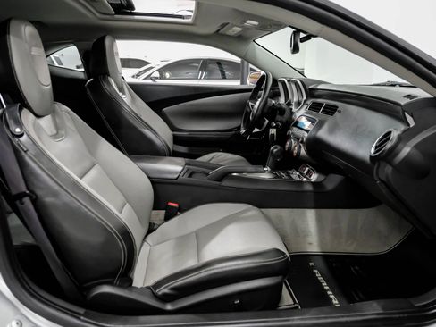 Used 2010 Chevrolet Camaro SS w/ RS Package image 30