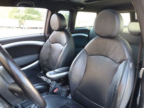 Used 2009 MINI Cooper Clubman John Cooper Works image 18