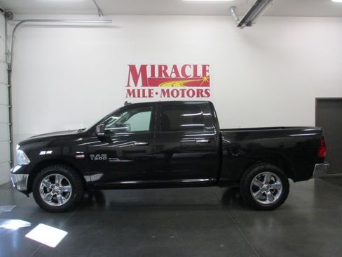 Used 2016 RAM 1500 Big Horn image 2