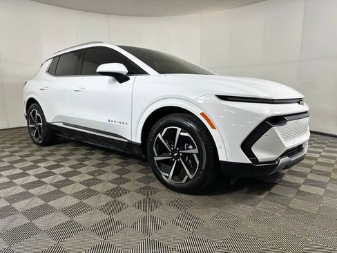 Used 2024 Chevrolet Equinox EV LT w/ Active Safety Package 3 image 2