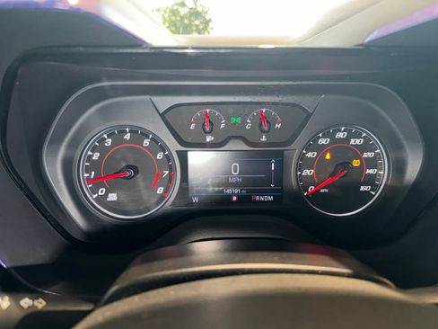 Used 2020 Chevrolet Camaro LT w/ RS Package RWD image 13