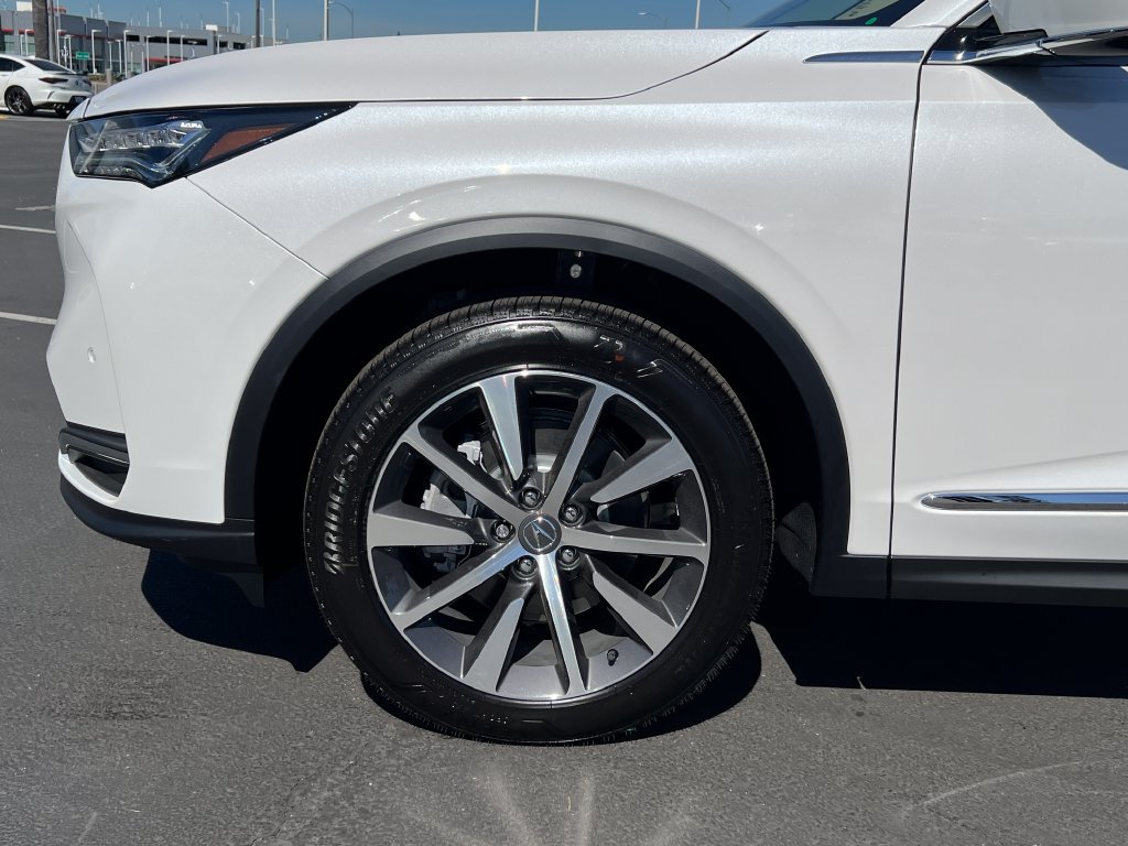 Used 2026 Acura MDX w/ Technology Package AWD/4WD image 5