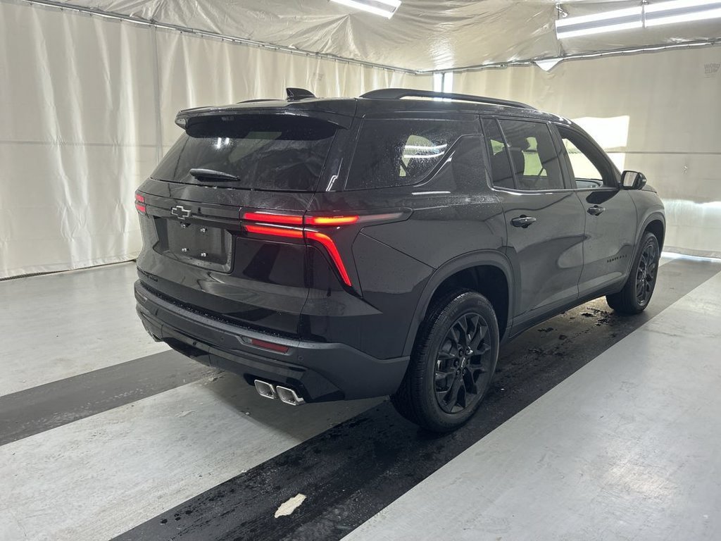 New 2026 Chevrolet Traverse LT w/ Midnight/Sport Edition AWD/4WD image 2