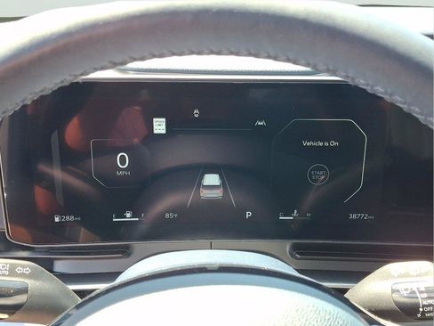 Used 2025 Kia Carnival SX Prestige FWD image 20