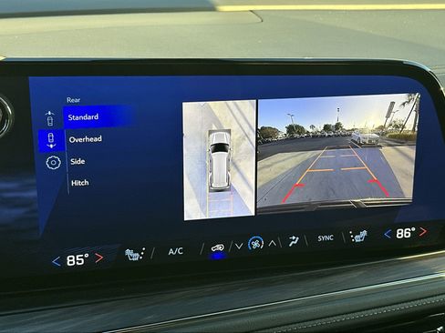 Certified 2025 Chevrolet Tahoe Z71 image 27