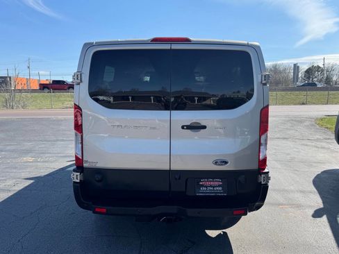 Used 2019 Ford Transit 350 XLT image 8