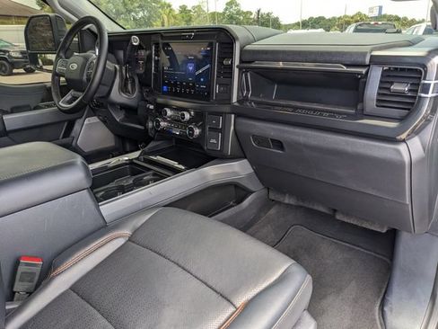 Used 2025 Ford F350 Lariat AWD/4WD image 14