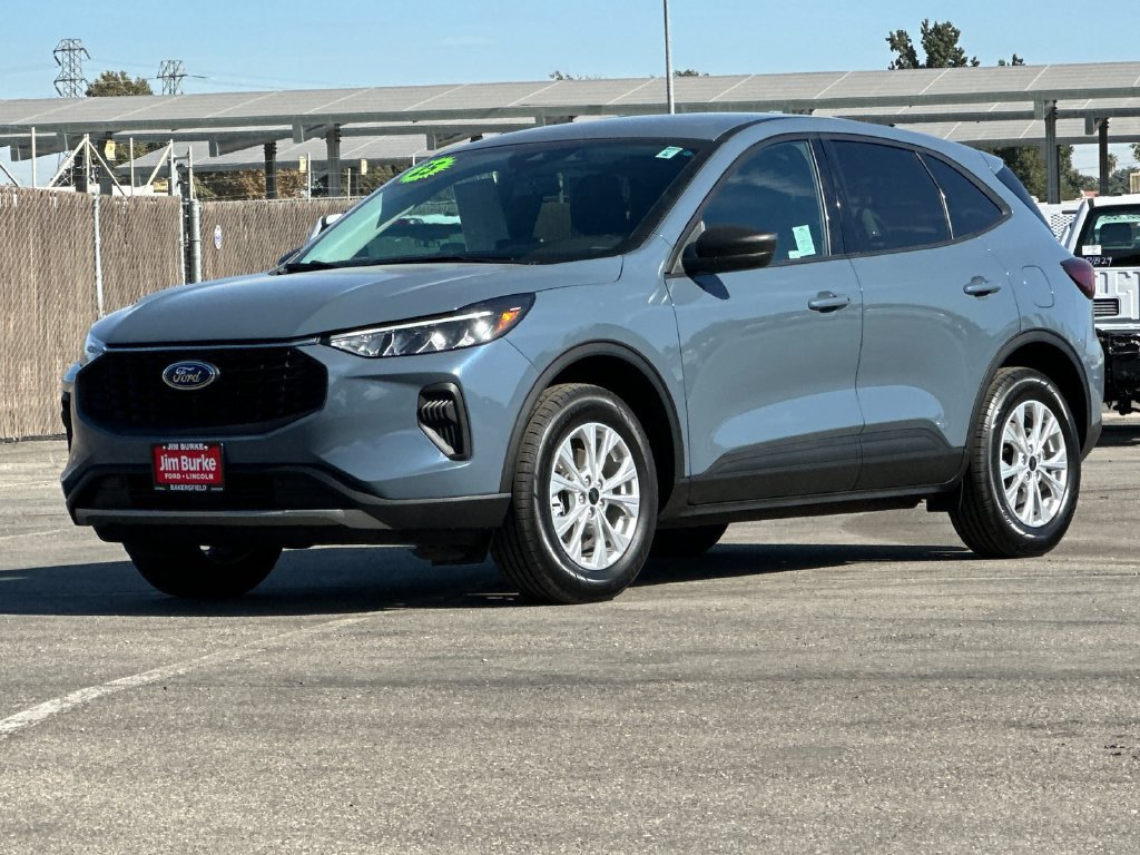 Certified 2025 Ford Escape Active AWD/4WD image 7