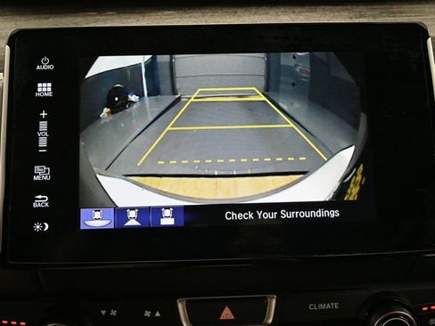 Used 2018 Honda Clarity Plug-In Hybrid image 22