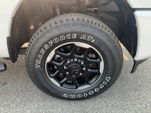 Used 2026 RAM 2500 Laramie AWD/4WD image 12