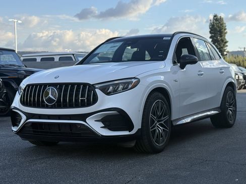 New 2026 Mercedes-Benz GLC 43 AMG 4MATIC image 6