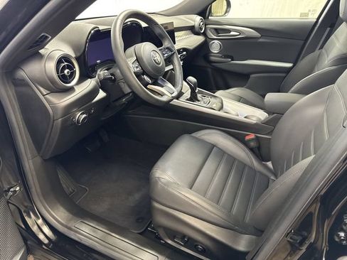 Used 2024 Alfa Romeo Tonale Ti AWD/4WD image 12