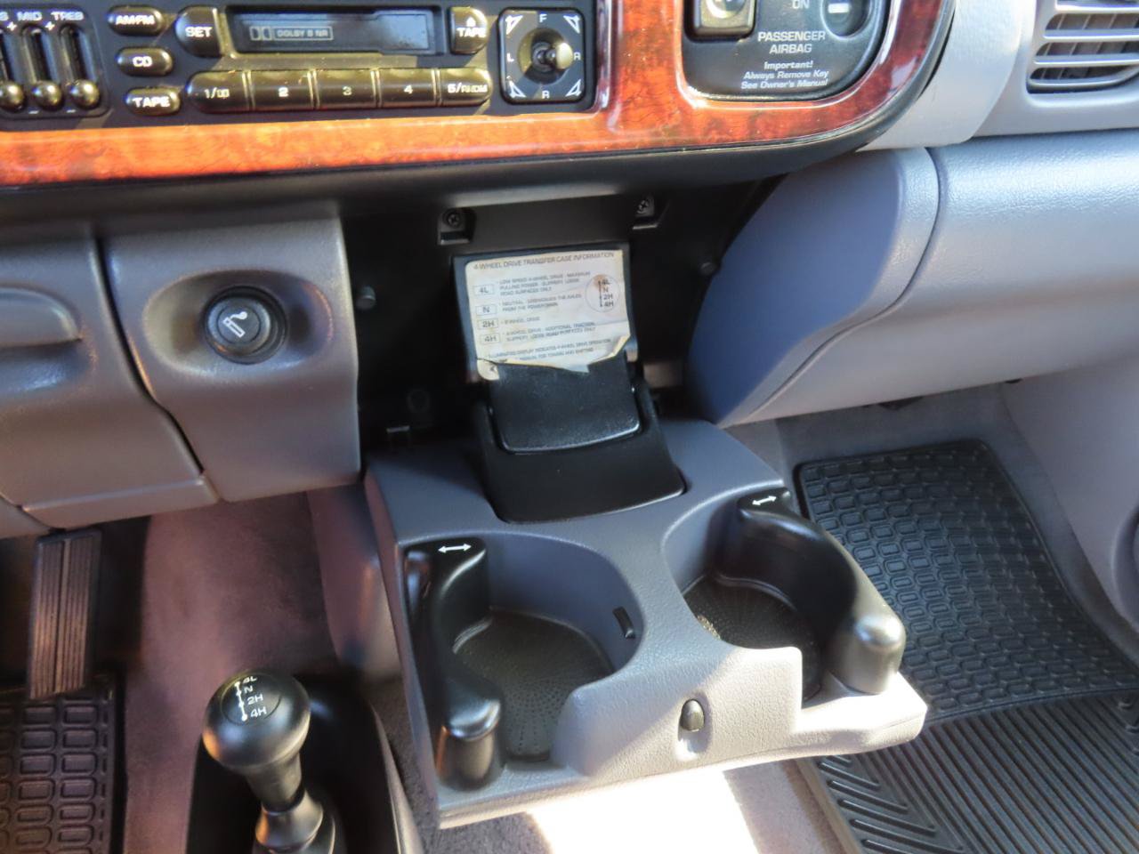 Used 1998 Dodge Ram 1500 Truck 4x4 Regular Cab image 27