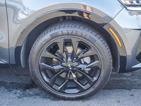 Used 2021 Kia Sorento SX image 9