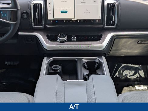 New 2026 Ford Expedition Max Platinum w/ Platinum Ultimate Package AWD/4WD image 23