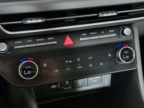 Used 2025 Hyundai Sonata SEL FWD image 24
