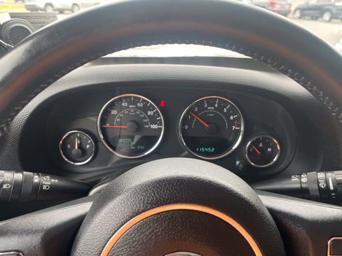 Used 2014 Jeep Wrangler Unlimited Sport w/ Quick Order Package 23S AWD/4WD image 9