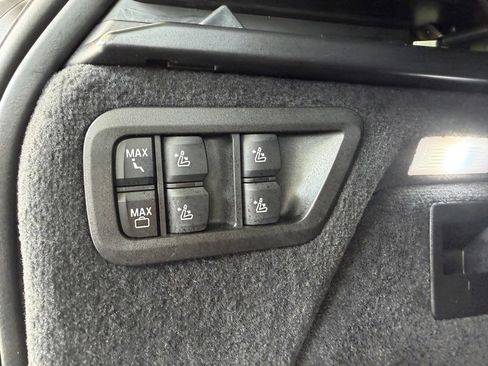 Used 2026 BMW X7 M60i AWD/4WD image 41