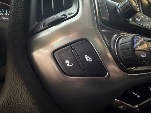 Used 2017 Chevrolet Silverado 1500 LT w/ All Star Edition AWD/4WD image 39