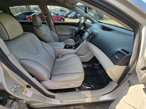 Used 2013 Toyota Venza image 16