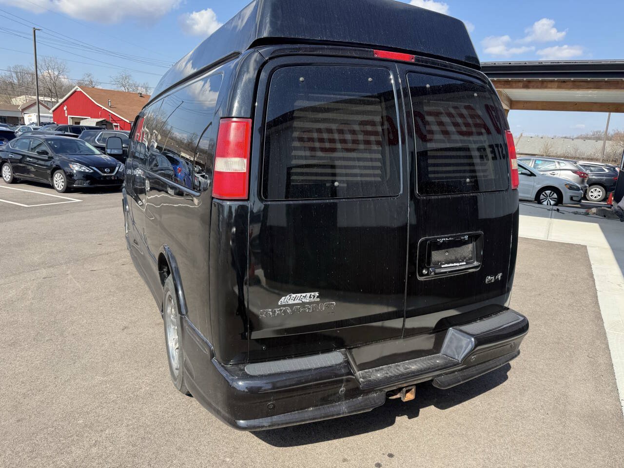 Used 2014 GMC Savana 2500 Extended RWD image 9