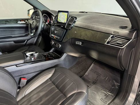Used 2017 Mercedes-Benz GLS 450 4MATIC image 22