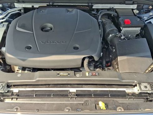 Used 2020 Volvo S60 T6 Momentum AWD/4WD image 28