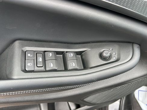 Used 2024 Jeep Grand Cherokee Altitude AWD/4WD image 18