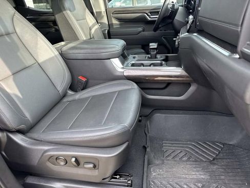 Used 2023 Chevrolet Silverado 1500 LTZ w/ Technology Package image 8