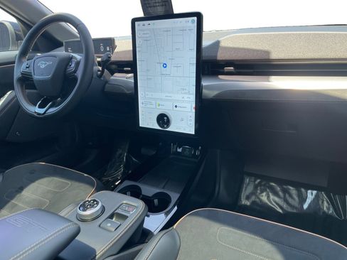 Used 2023 Ford Mustang Mach-E GT image 15