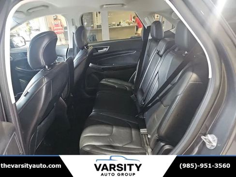 Used 2016 Ford Edge Titanium FWD image 6